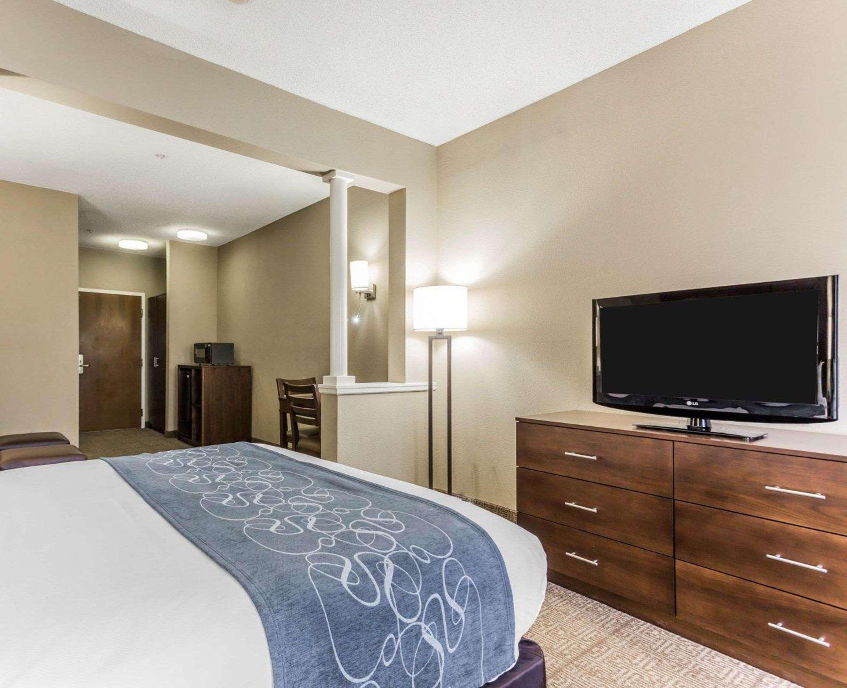 מאונט פלזנט Comfort Suites At Isle Of Palms Connector מראה חיצוני תמונה